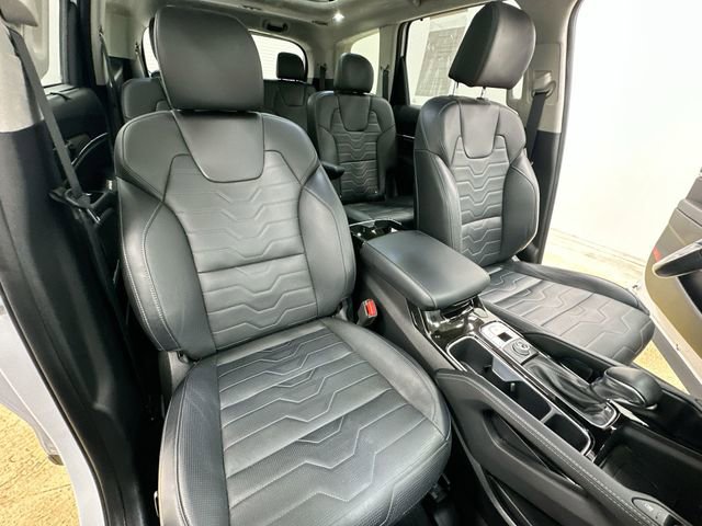 Used 2022 Kia Telluride SX w/ SX Prestige Package AWD/4WD image 28
