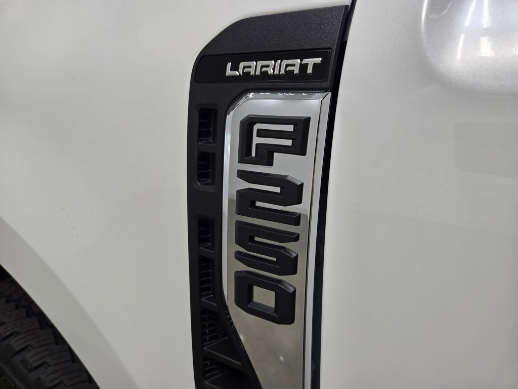New 2025 Ford F250 Lariat w/ Lariat Ultimate Package image 12