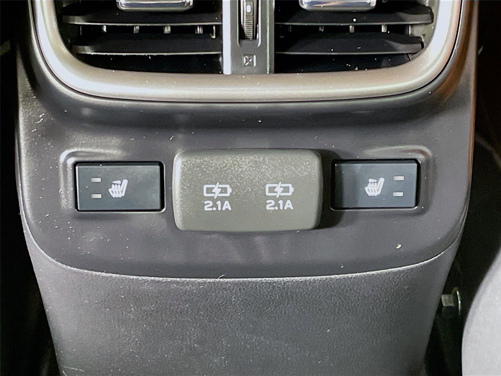 Used 2022 Subaru Outback Touring AWD/4WD image 28