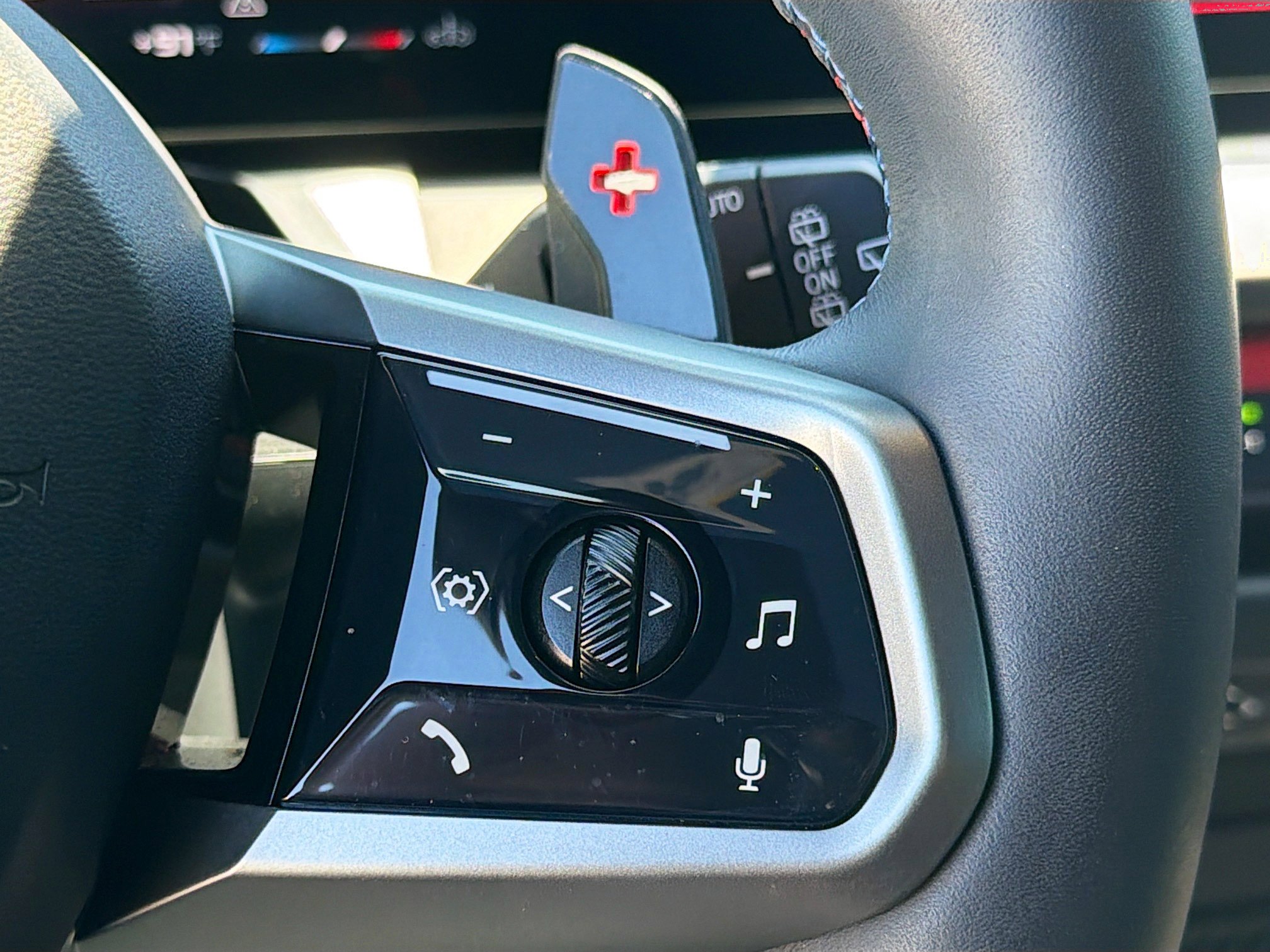 Used 2025 BMW X3 M50 image 37