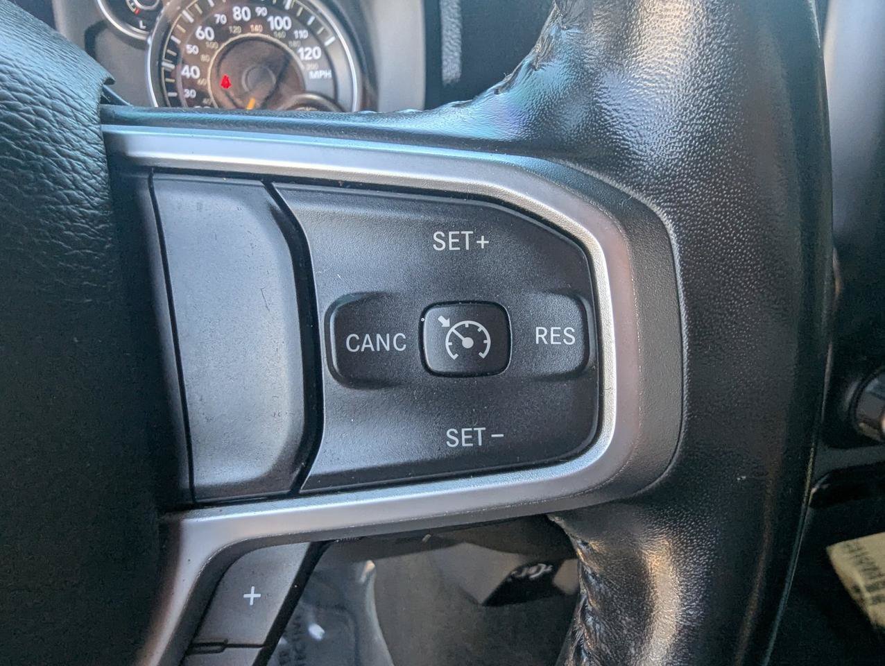 Used 2022 RAM 1500 Big Horn AWD/4WD image 14