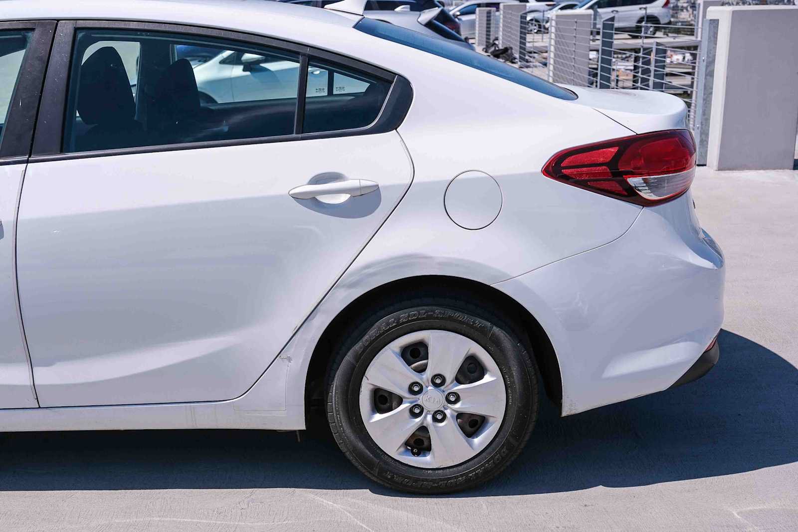 Used 2017 Kia Forte LX FWD image 8