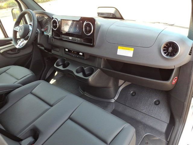 New 2026 Mercedes-Benz Sprinter 2500 image 16