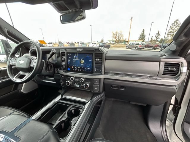 Used 2025 Ford F350 Platinum AWD/4WD image 43