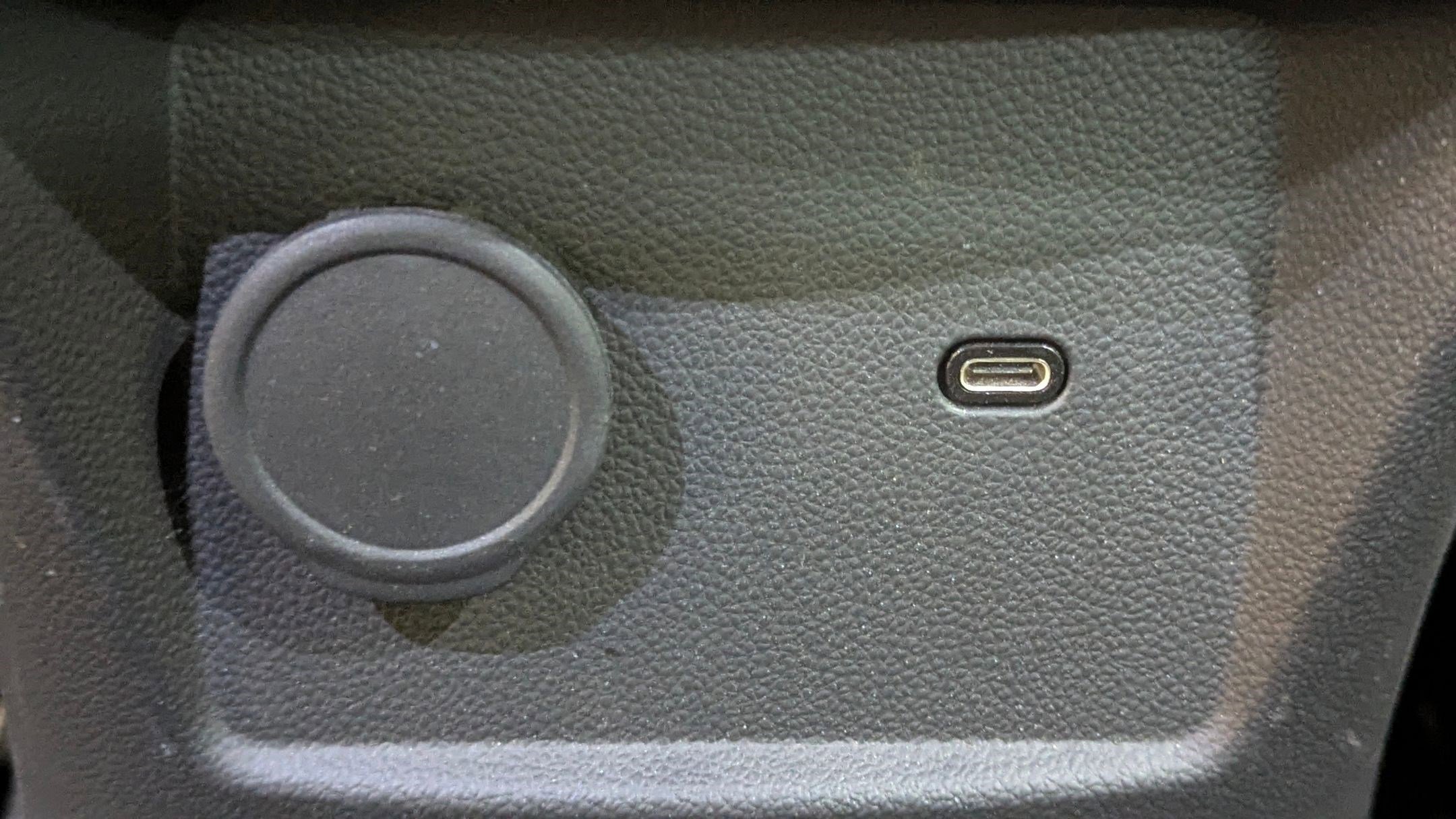 Used 2020 Cadillac CT5 Luxury w/ Sun And Sound Package image 24