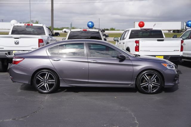 Used 2016 Honda Accord Sport image 5
