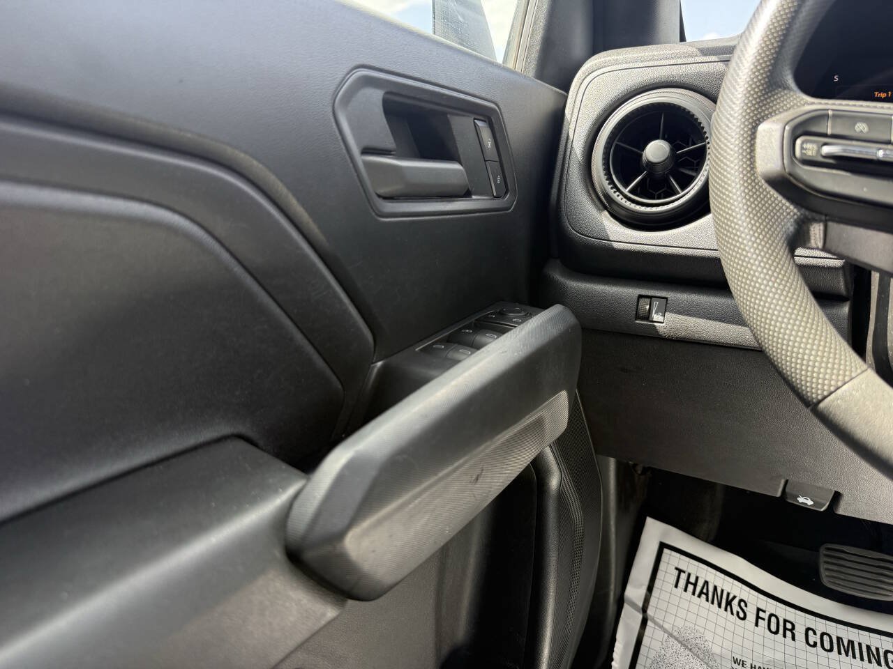 Used 2024 Chevrolet Colorado Trail Boss AWD/4WD image 30