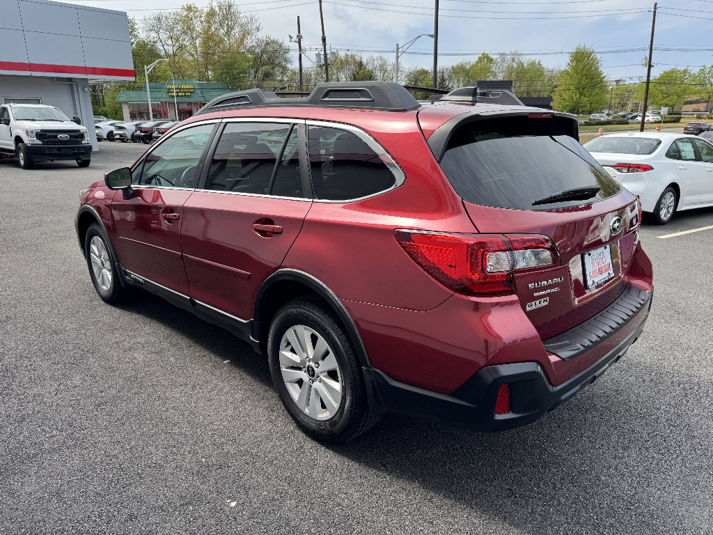Used 2018 Subaru Outback 2.5i Premium AWD/4WD image 7