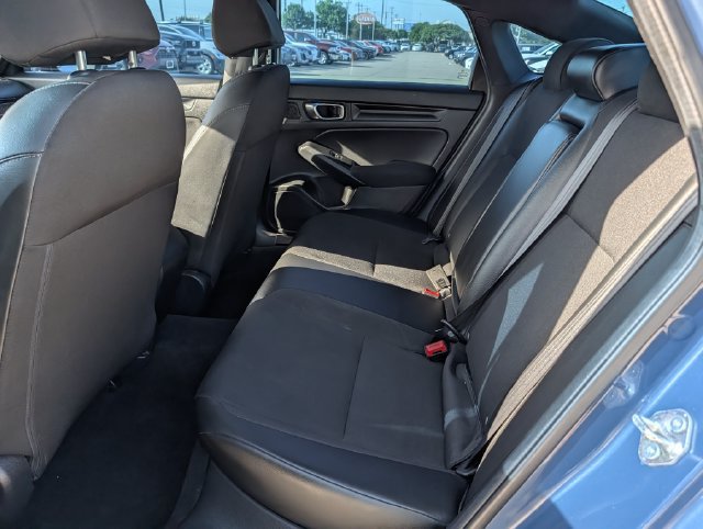 Used 2025 Honda Civic Sport image 27