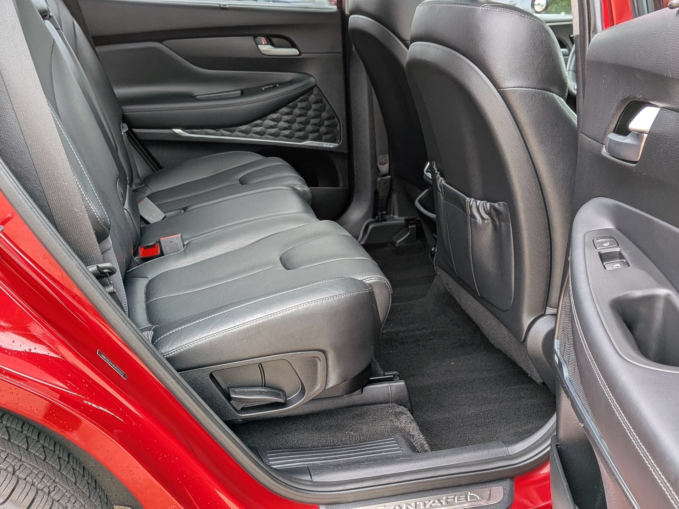 Used 2019 Hyundai Santa Fe AWD image 31