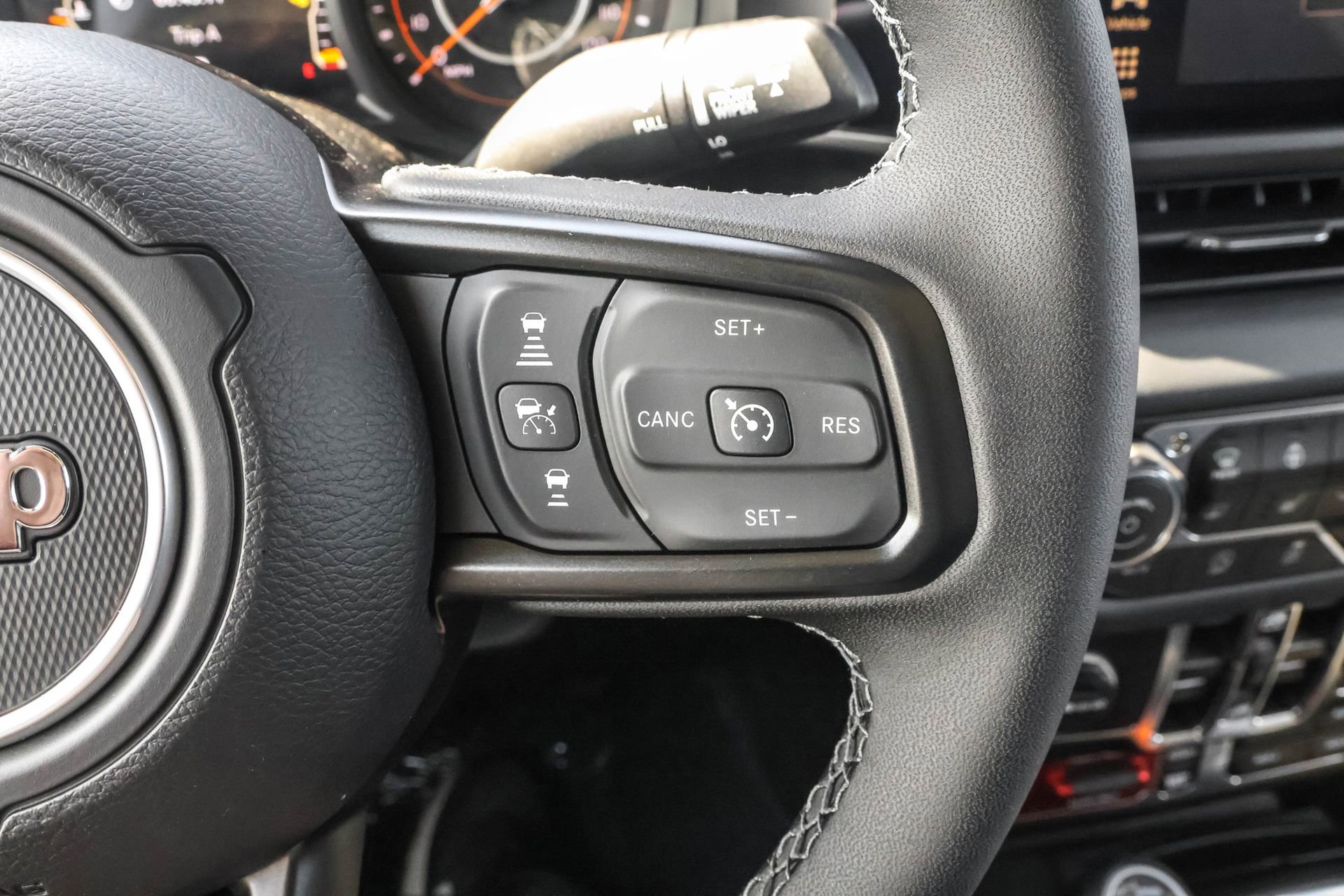 New 2025 Jeep Gladiator Rubicon w/ Convenience Group image 25