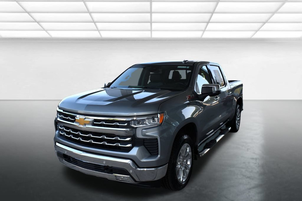 Used 2024 Chevrolet Silverado 1500 LTZ AWD/4WD image 6