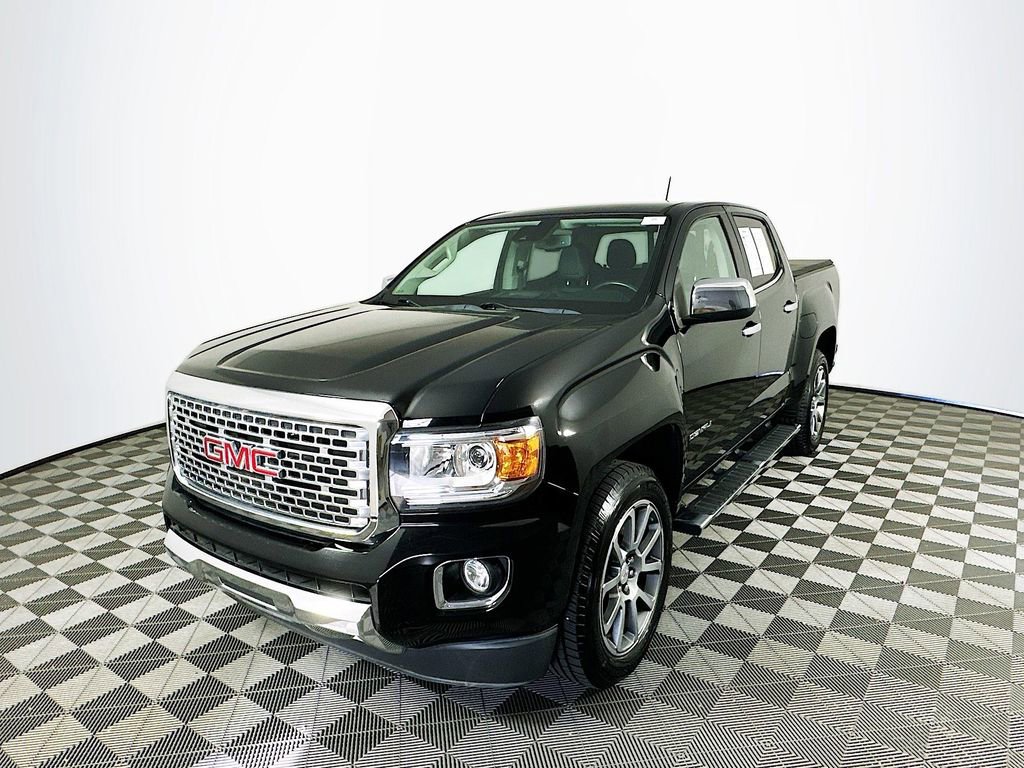 Used 2018 GMC Canyon Denali image 4