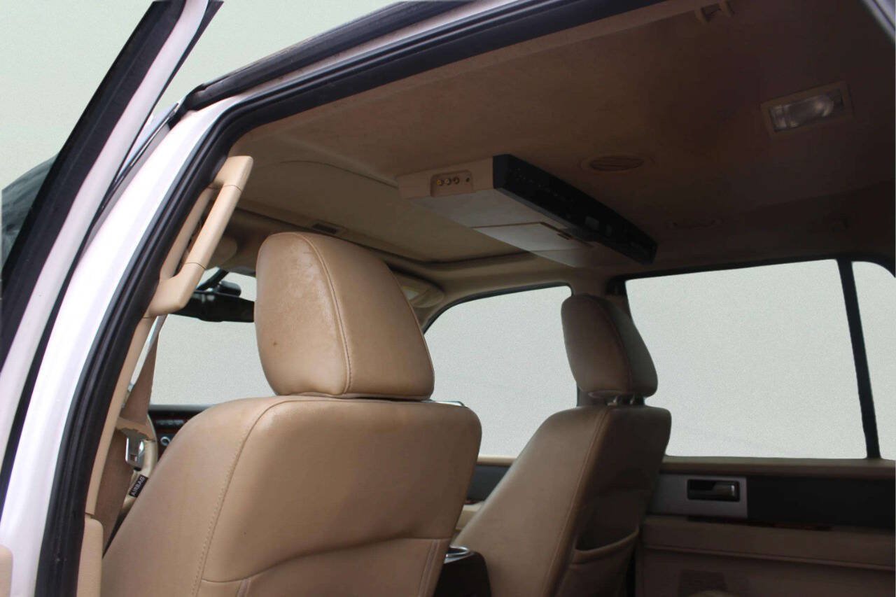 Used 2010 Ford Expedition EL 4WD image 6