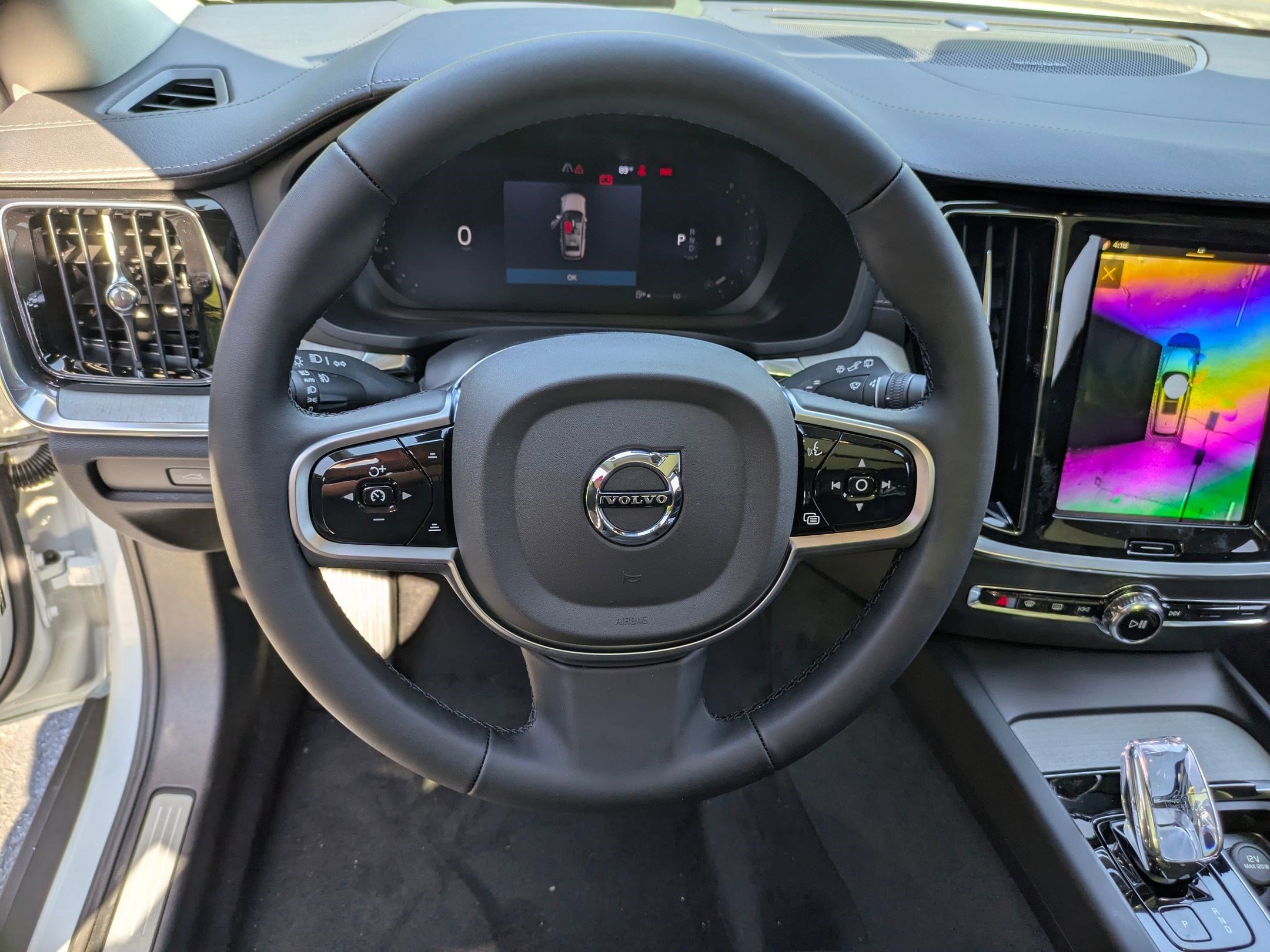 New 2026 Volvo V60 B5 Cross Country Ultra w/ Protection Package Premier image 11