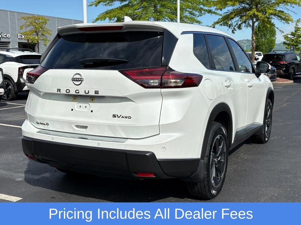 Used 2024 Nissan Rogue SV AWD/4WD image 8