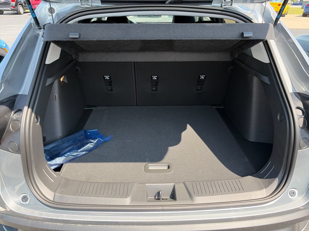 New 2026 Chevrolet Trax LT FWD image 7