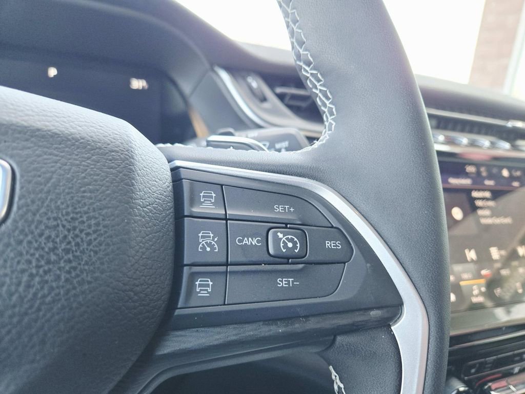 Used 2023 Jeep Grand Cherokee Altitude image 24