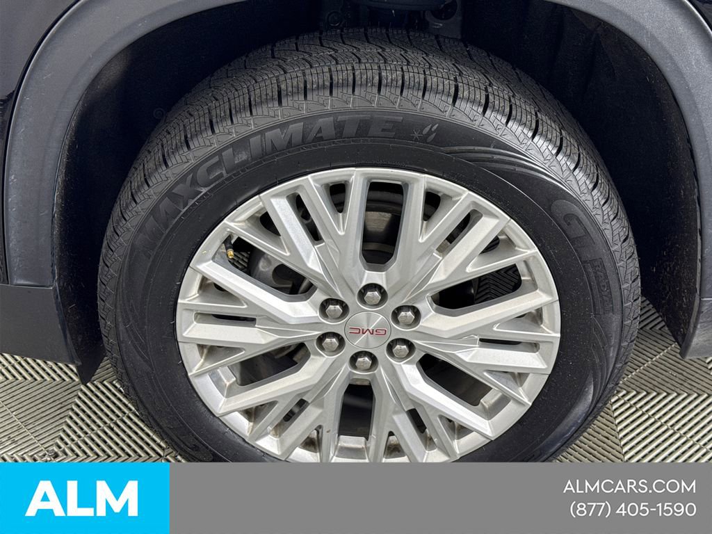 Used 2024 GMC Acadia Elevation image 15