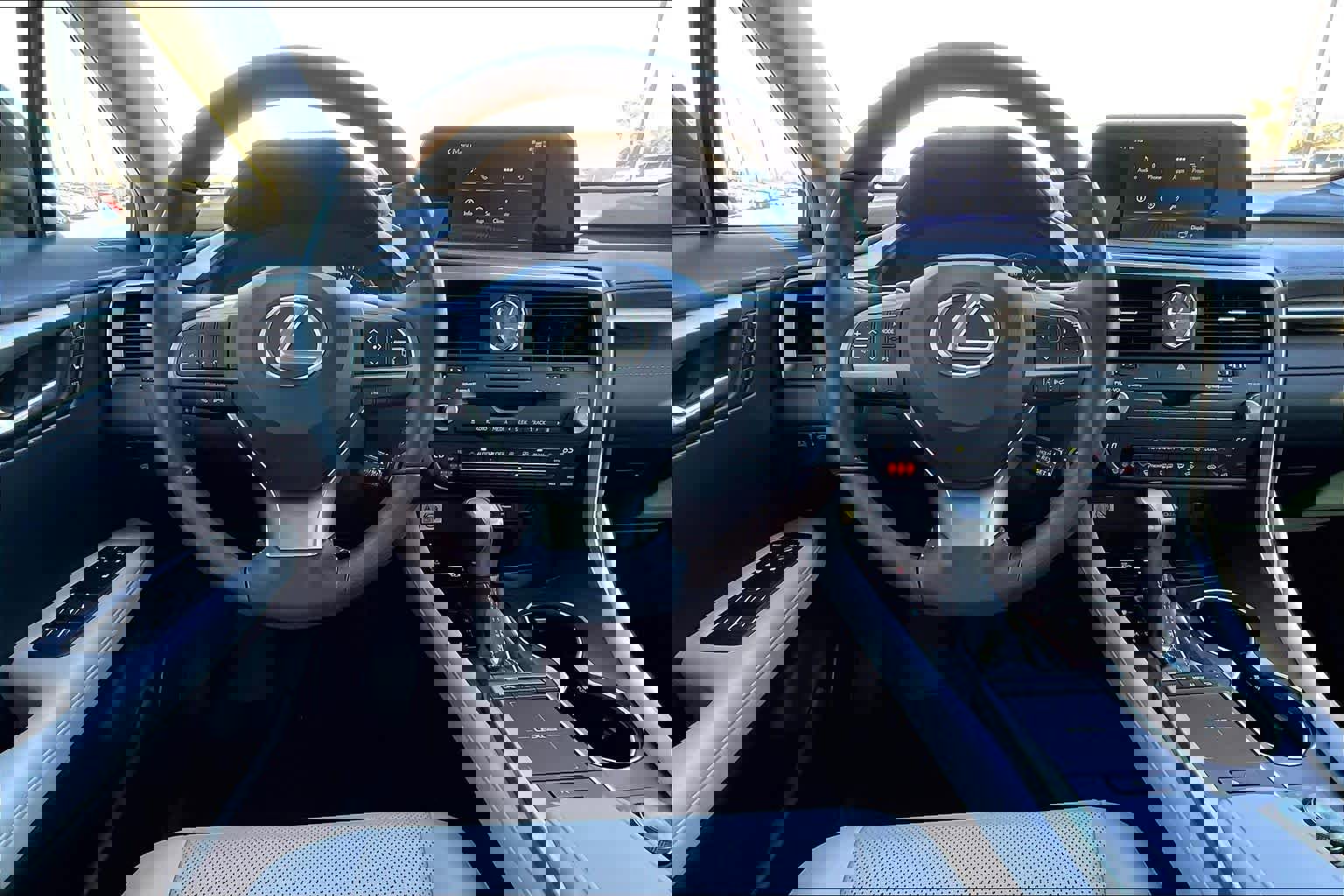 Used 2022 Lexus RX 350 FWD w/ Premium Package image 6