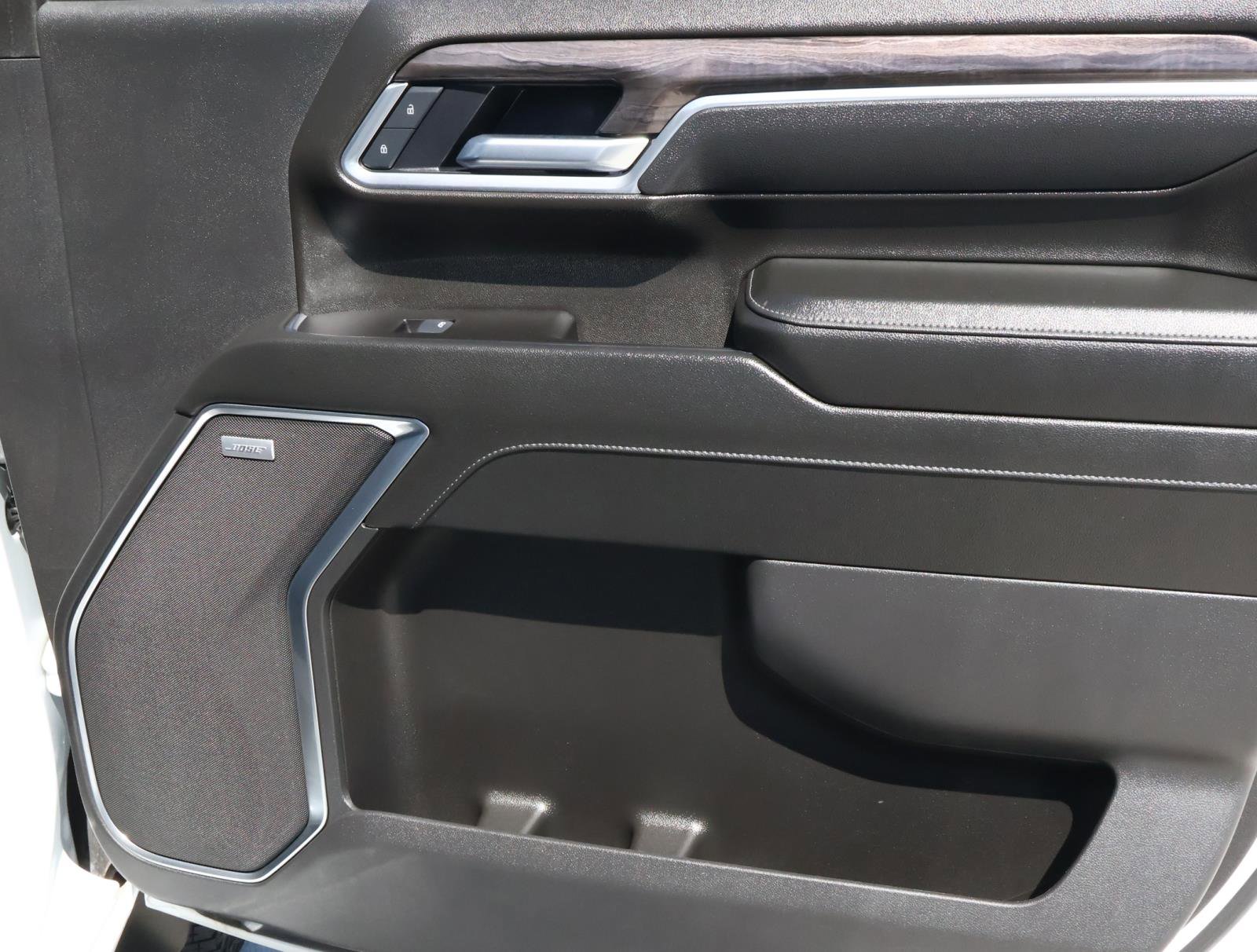 Used 2025 Chevrolet Silverado 3500 LTZ w/ LTZ Texas Edition image 18