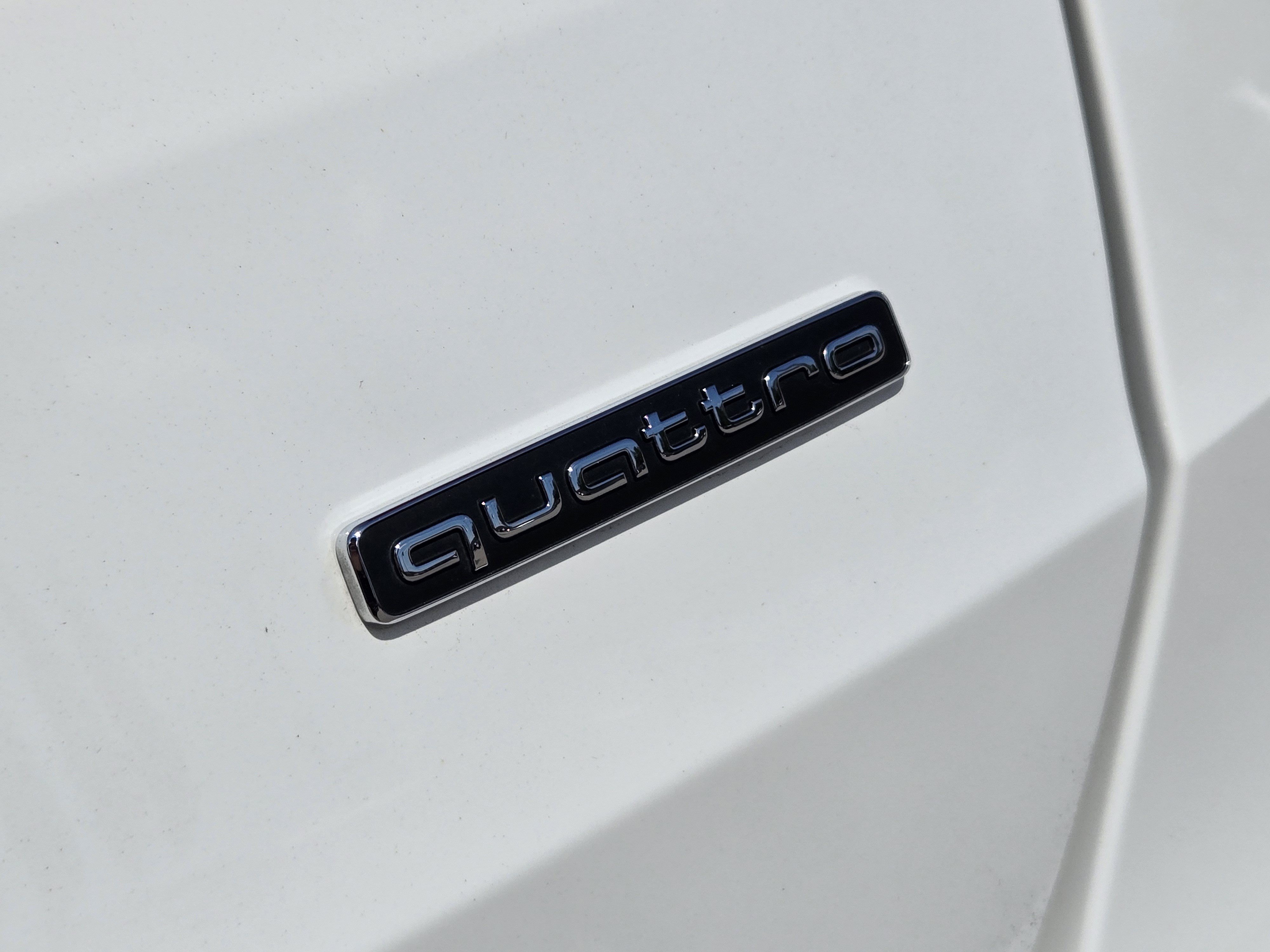Used 2022 Audi Q3 2.0T Premium AWD/4WD image 18
