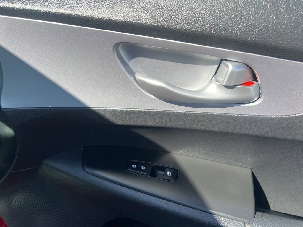 Used 2024 Kia Forte LXS image 21
