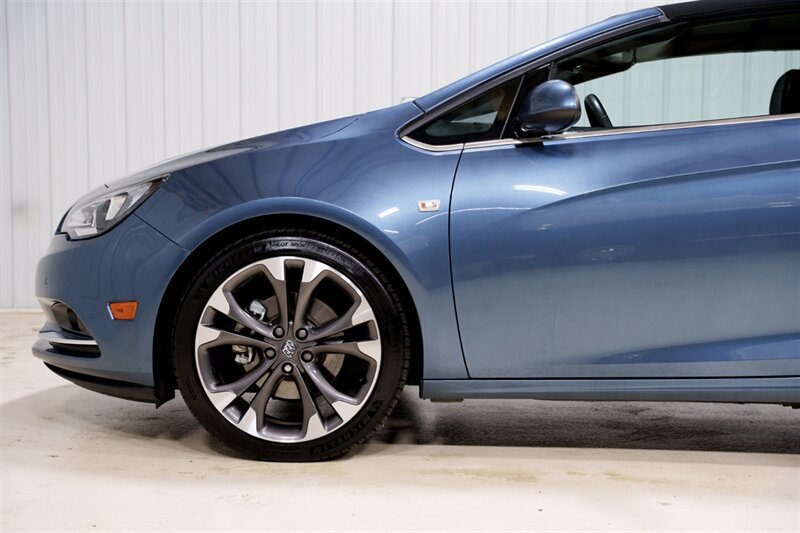 Used 2017 Buick Cascada Premium FWD image 3