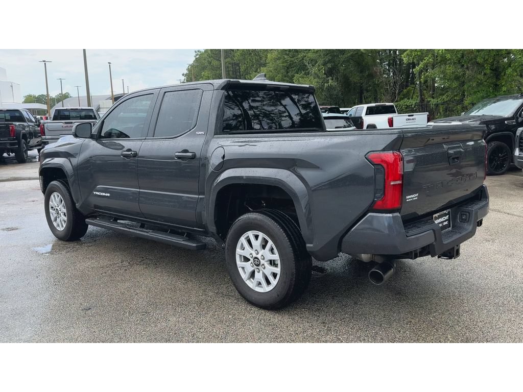 Used 2025 Toyota Tacoma SR5 RWD image 7