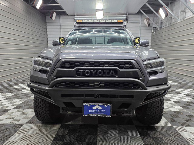 Used 2020 Toyota Tacoma TRD Off-Road AWD/4WD image 3