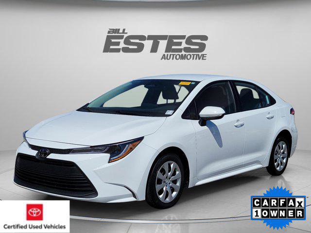 Certified 2025 Toyota Corolla LE FWD image 1