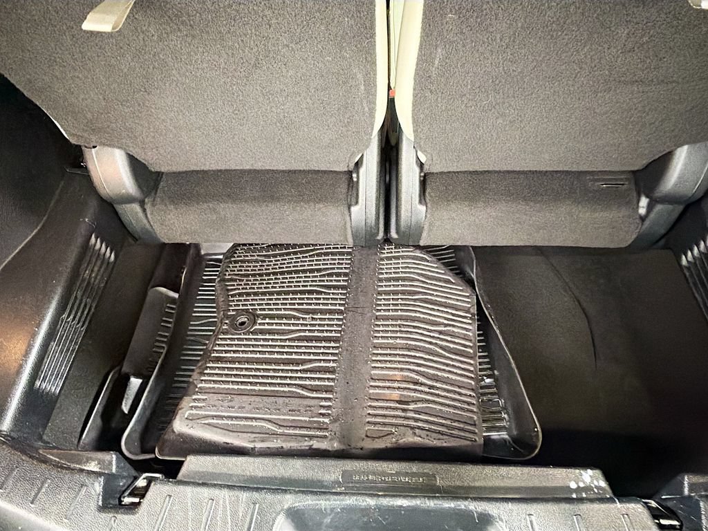 Used 2017 Ford Explorer Platinum AWD/4WD image 29