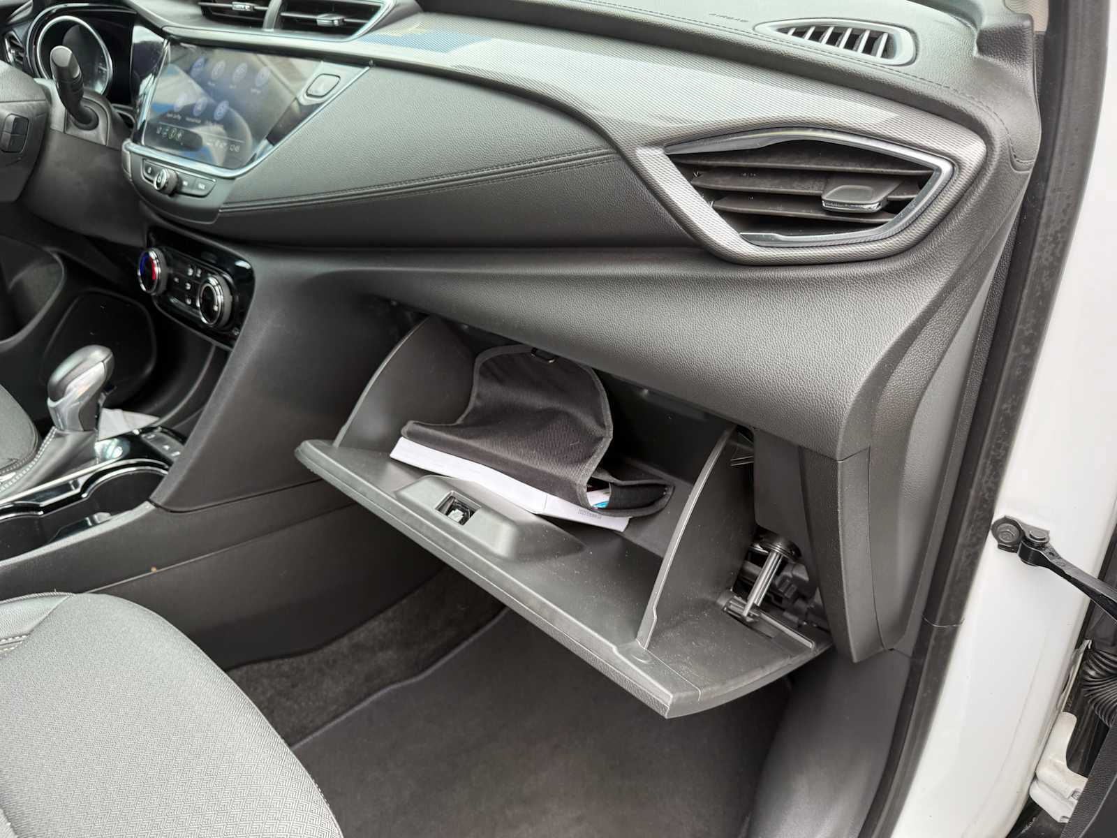 Used 2023 Buick Encore GX Preferred image 38