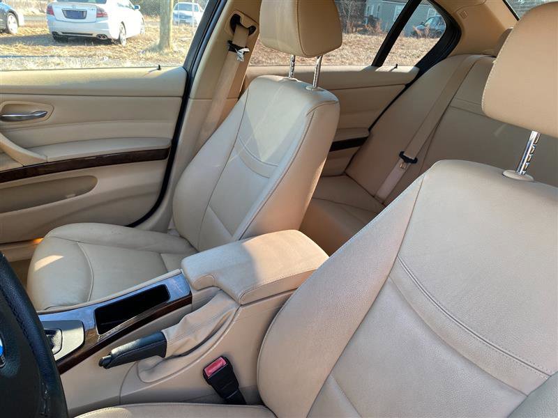 Used 2011 BMW 328i xDrive Sedan AWD/4WD image 20