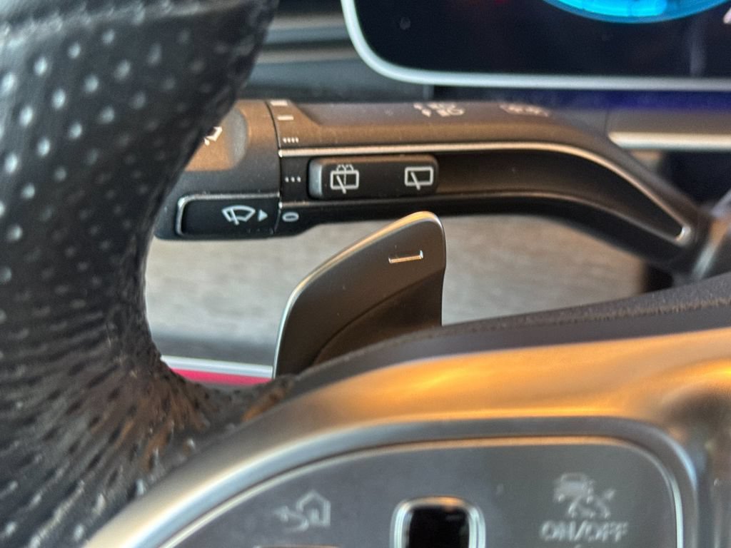 Used 2022 Mercedes-Benz GLS 450 4MATIC image 33