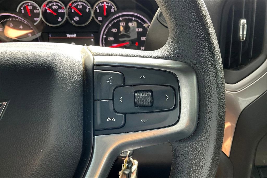 Used 2022 Chevrolet Silverado 2500 Custom w/ Custom Value Package image 20