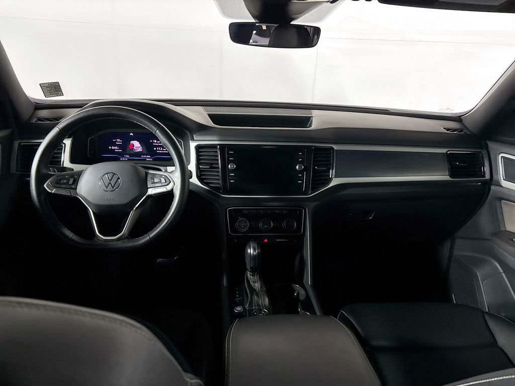 Used 2022 Volkswagen Atlas Cross Sport SEL image 12