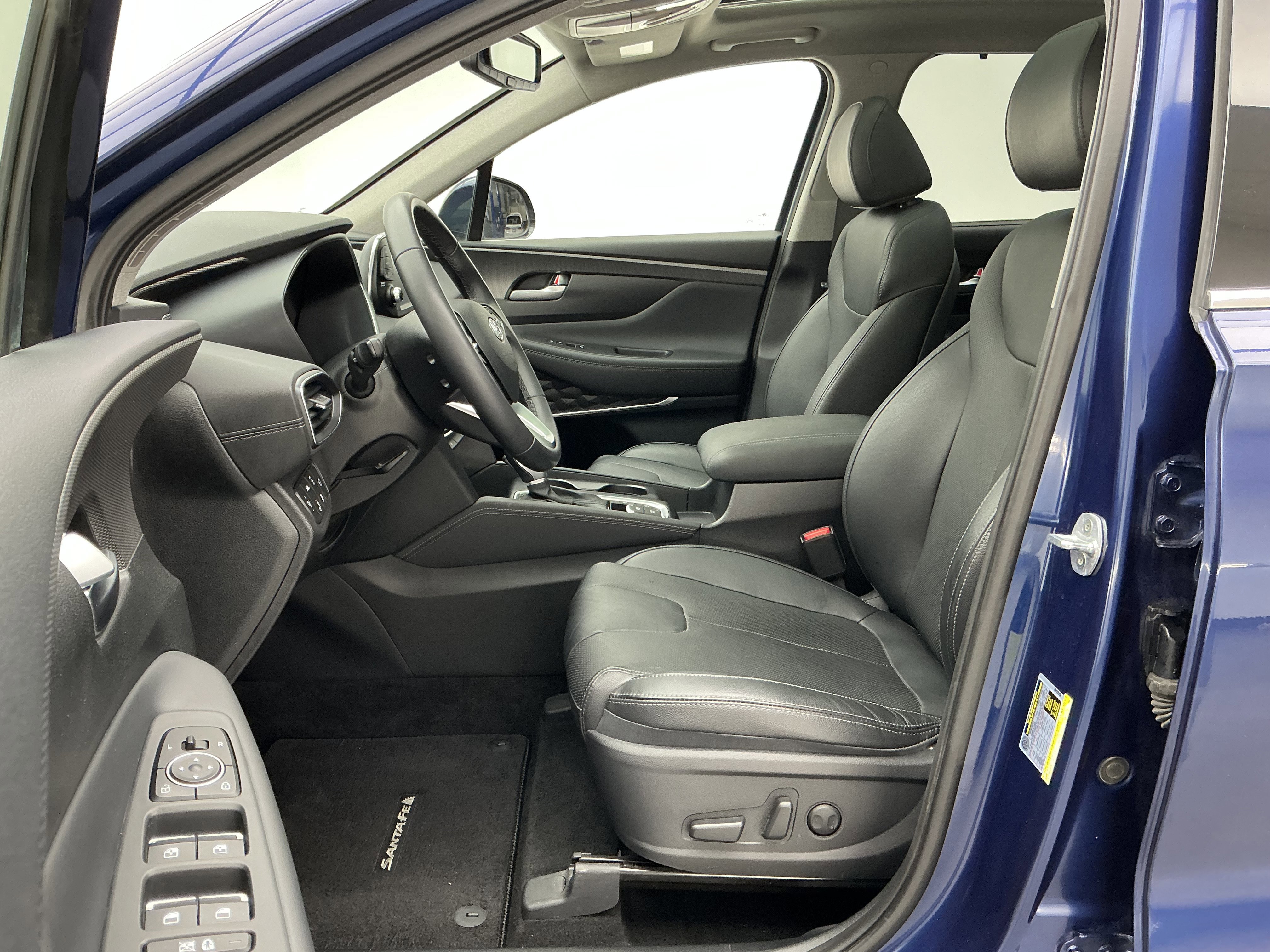 Used 2019 Hyundai Santa Fe Limited image 17