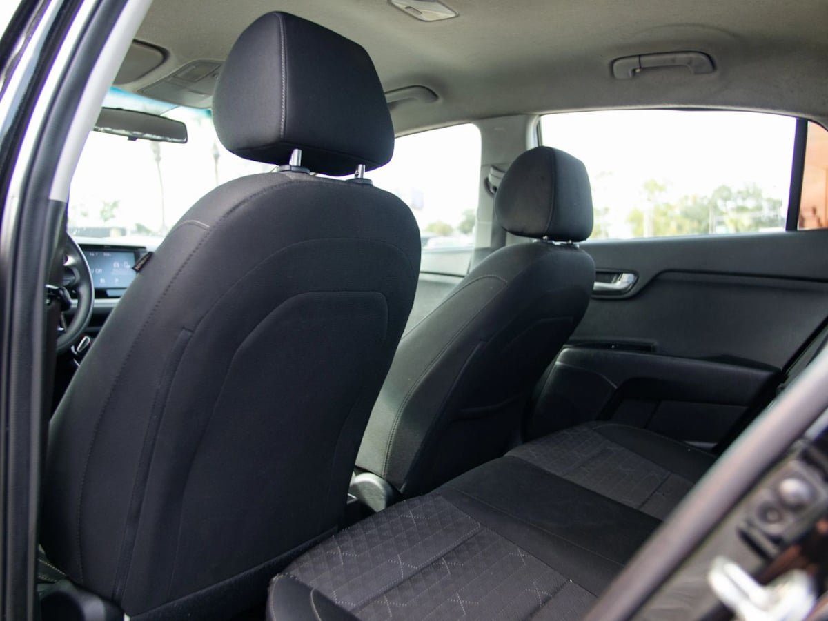 Used 2020 Kia Rio LX FWD image 18