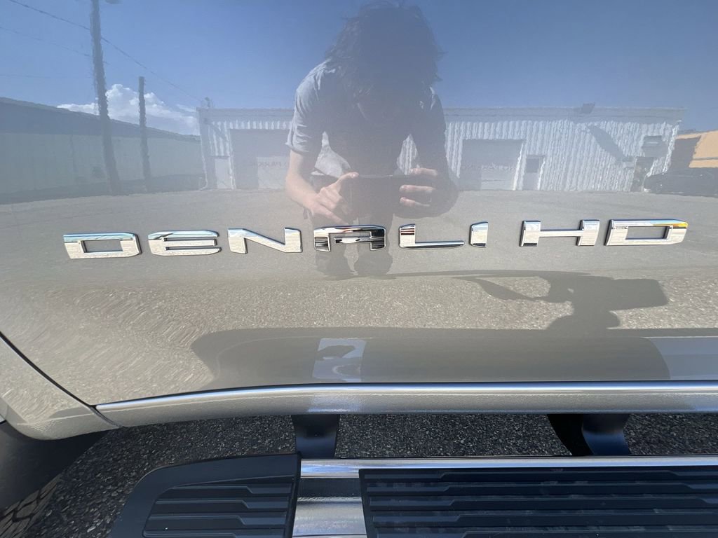 New 2026 GMC Sierra 3500 Denali w/ Denali Reserve Package image 33