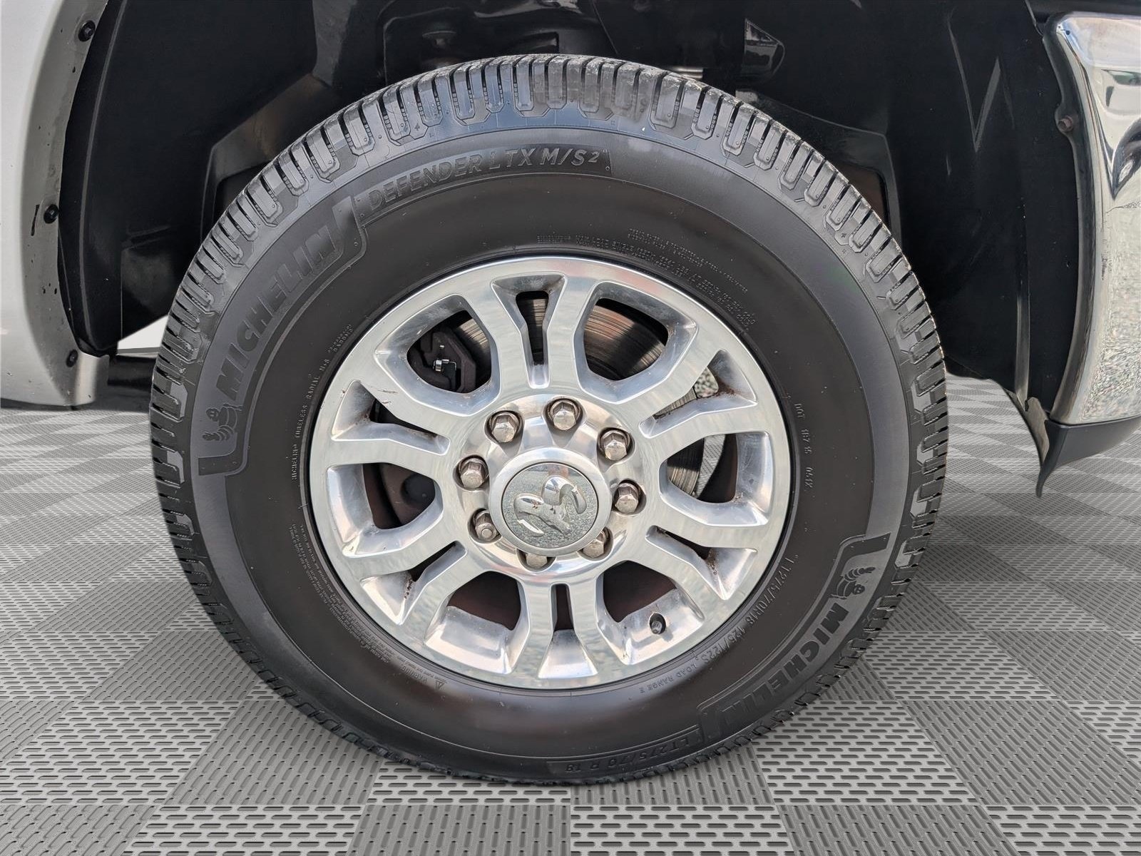 Used 2017 RAM 2500 Laramie w/ Snow Chief Group AWD/4WD image 9