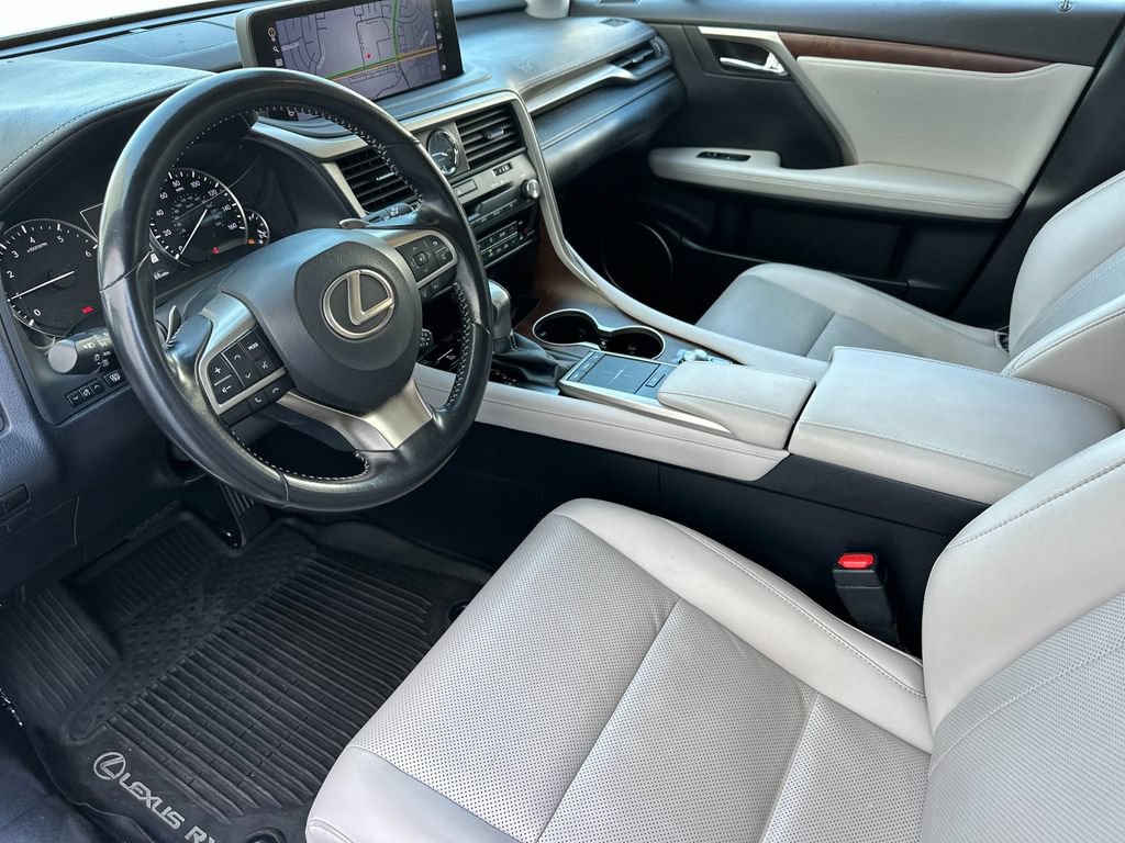 Used 2020 Lexus RX 350L Premium w/ Premium Package AWD/4WD image 9
