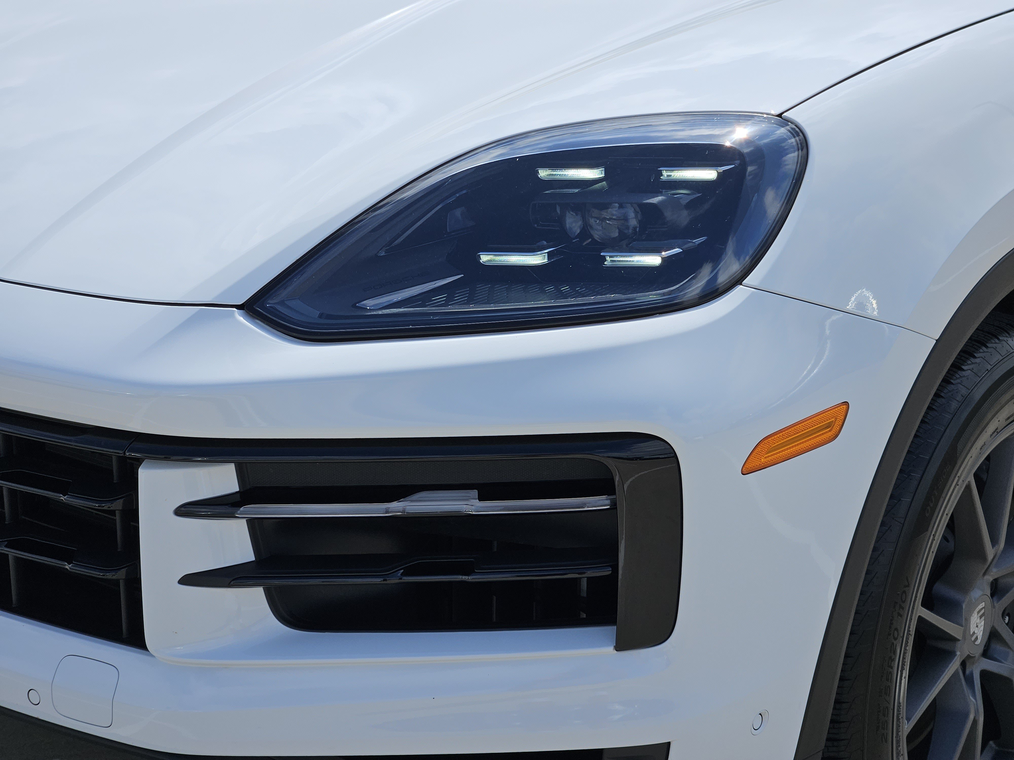Certified 2026 Porsche Cayenne Coupe AWD/4WD image 12