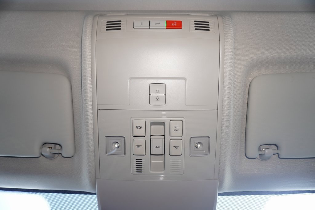 Used 2023 Volkswagen Taos SEL image 20