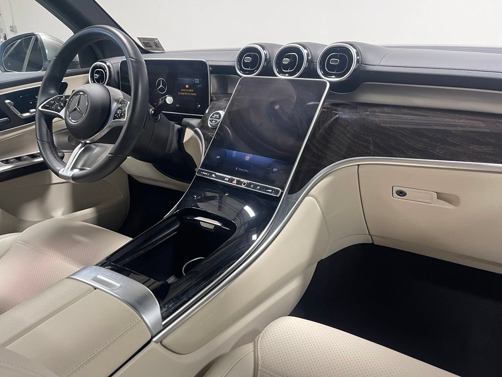 Used 2023 Mercedes-Benz GLC 300 4MATIC image 28