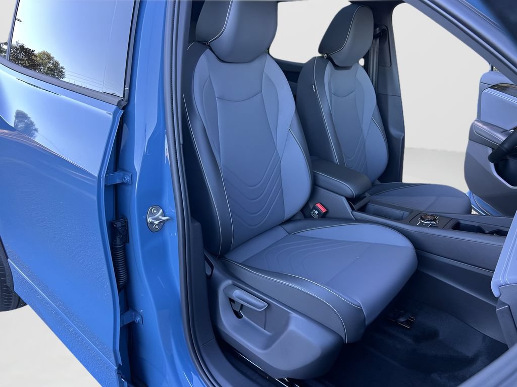 New 2026 Volkswagen Tiguan SE R-Line FWD image 25