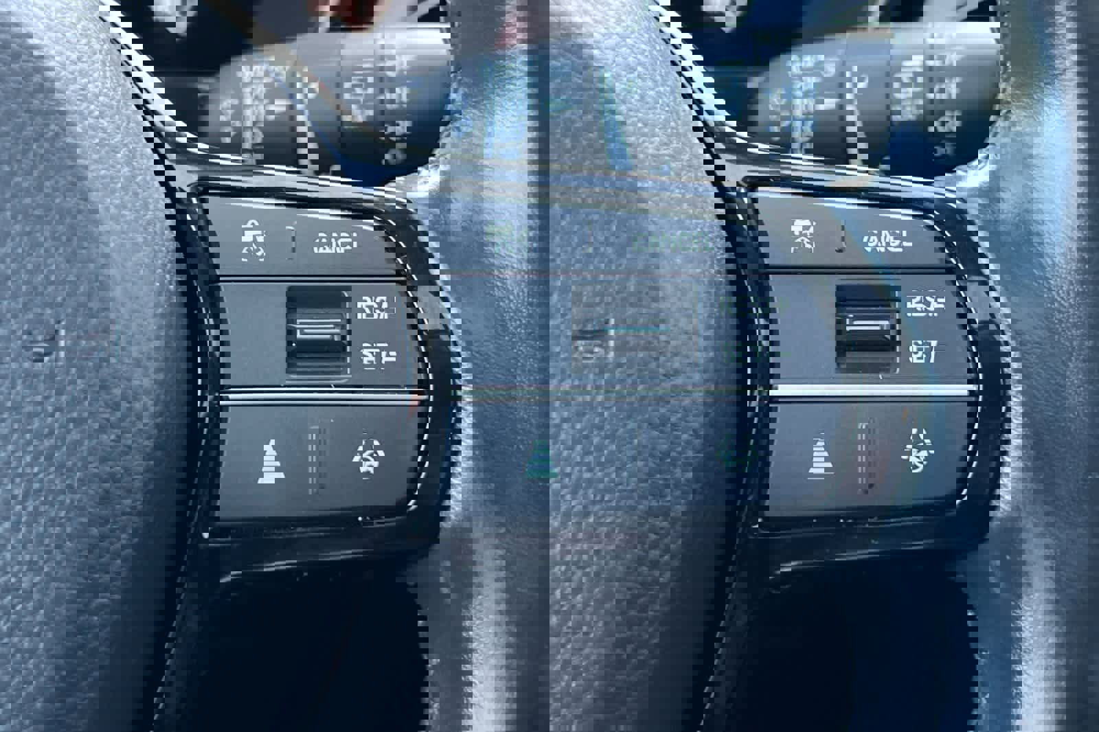 Used 2023 Honda CR-V EX-L image 30