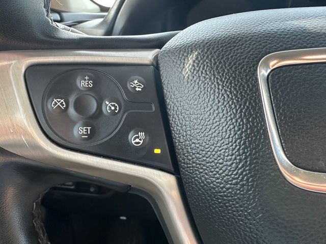 Used 2024 GMC Terrain Denali AWD/4WD image 34