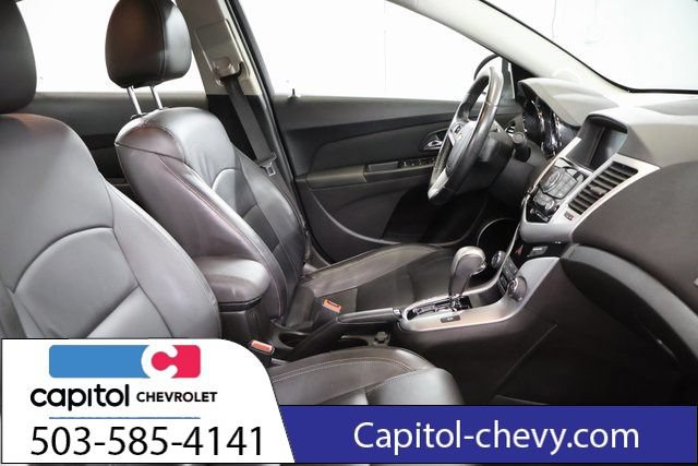 Used 2016 Chevrolet Cruze LTZ w/ Sun, Sound and Sport Package FWD image 29