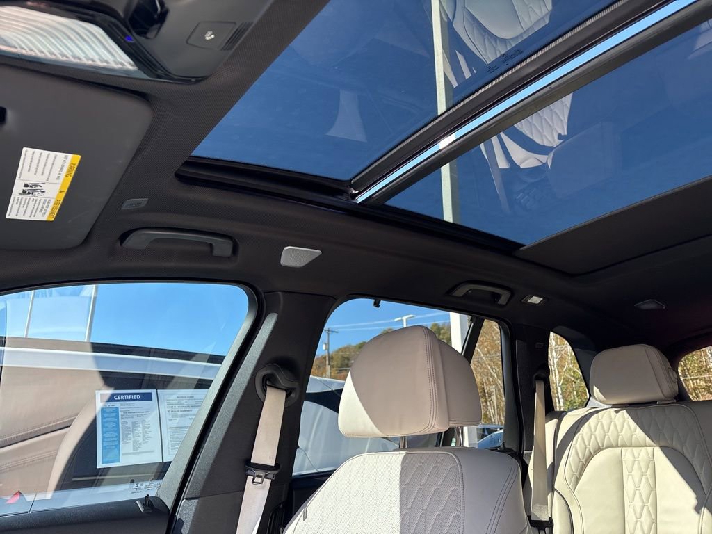 Used 2019 BMW X5 xDrive50i w/ M Sport Package image 22